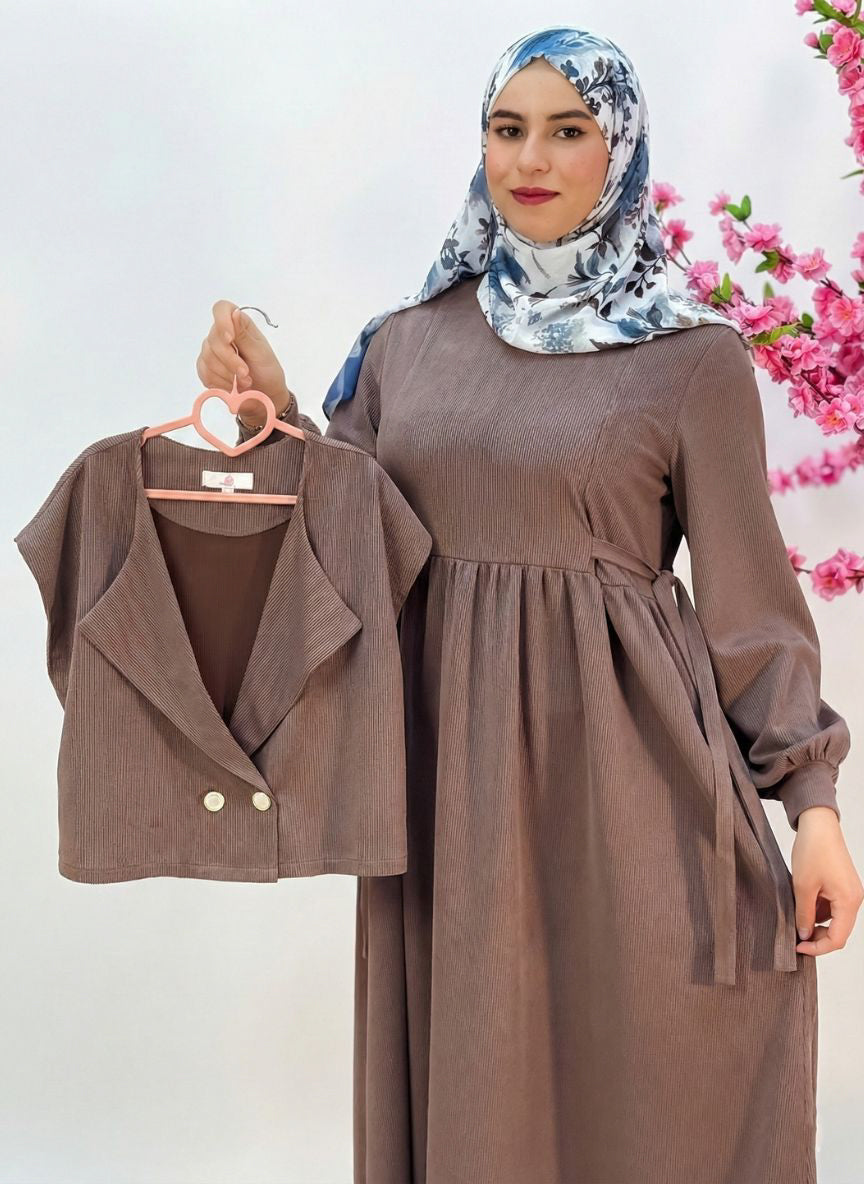 فستان لورا ترابي