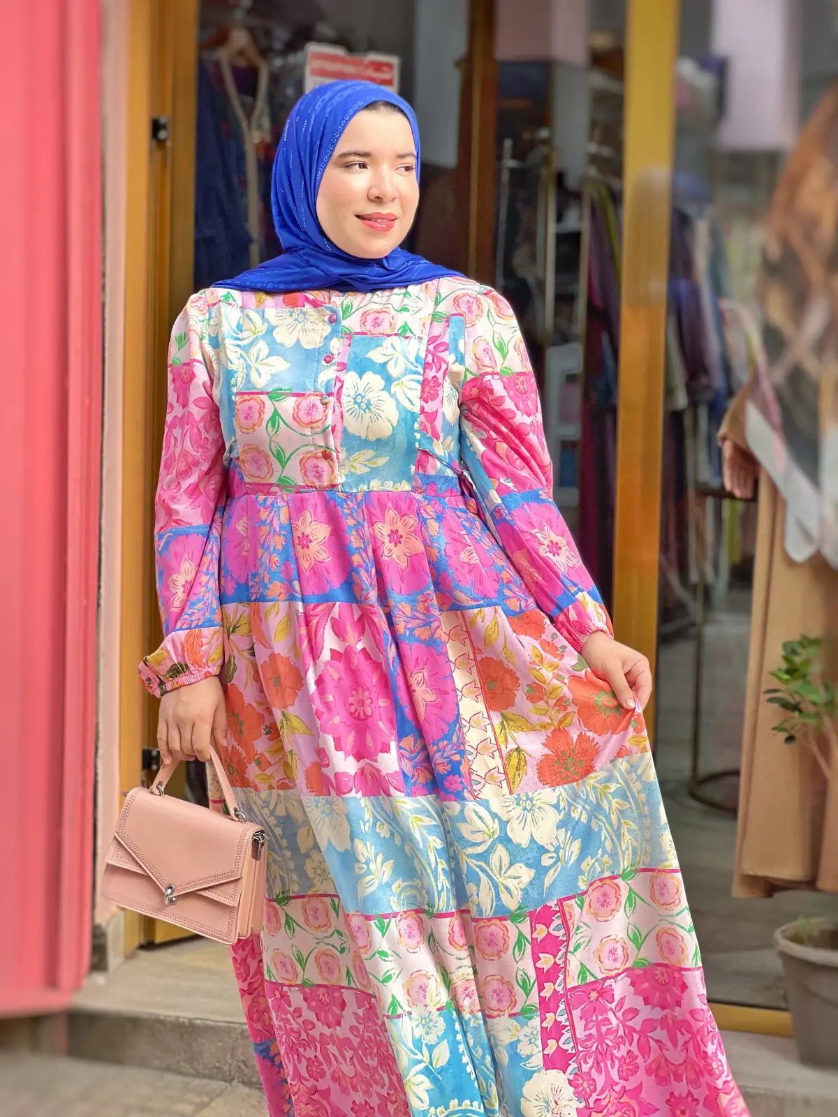 Robe SAMIA